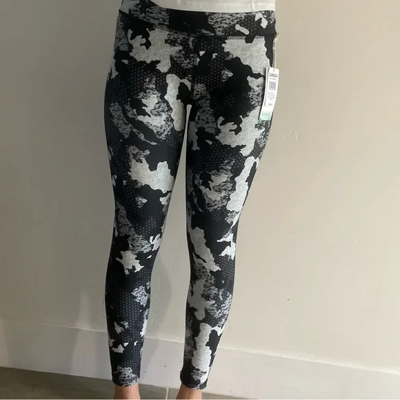 Reversible leggings - Picture 2 of 3